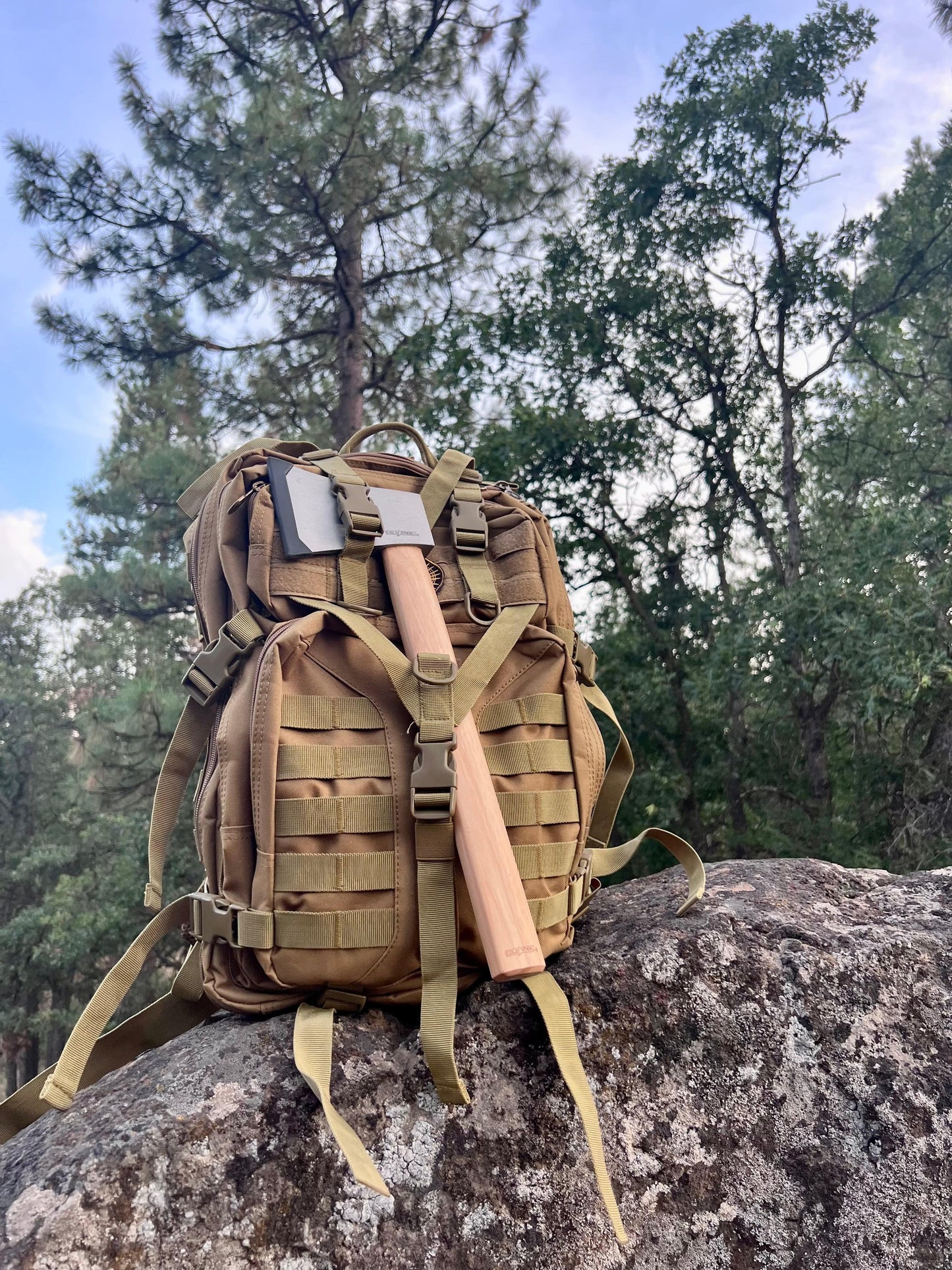 Kenözen Military Backpack KenÖzen Arctos 45L Outdoor Rucksack Backpack, Morale/Unit Patch and Hydration System